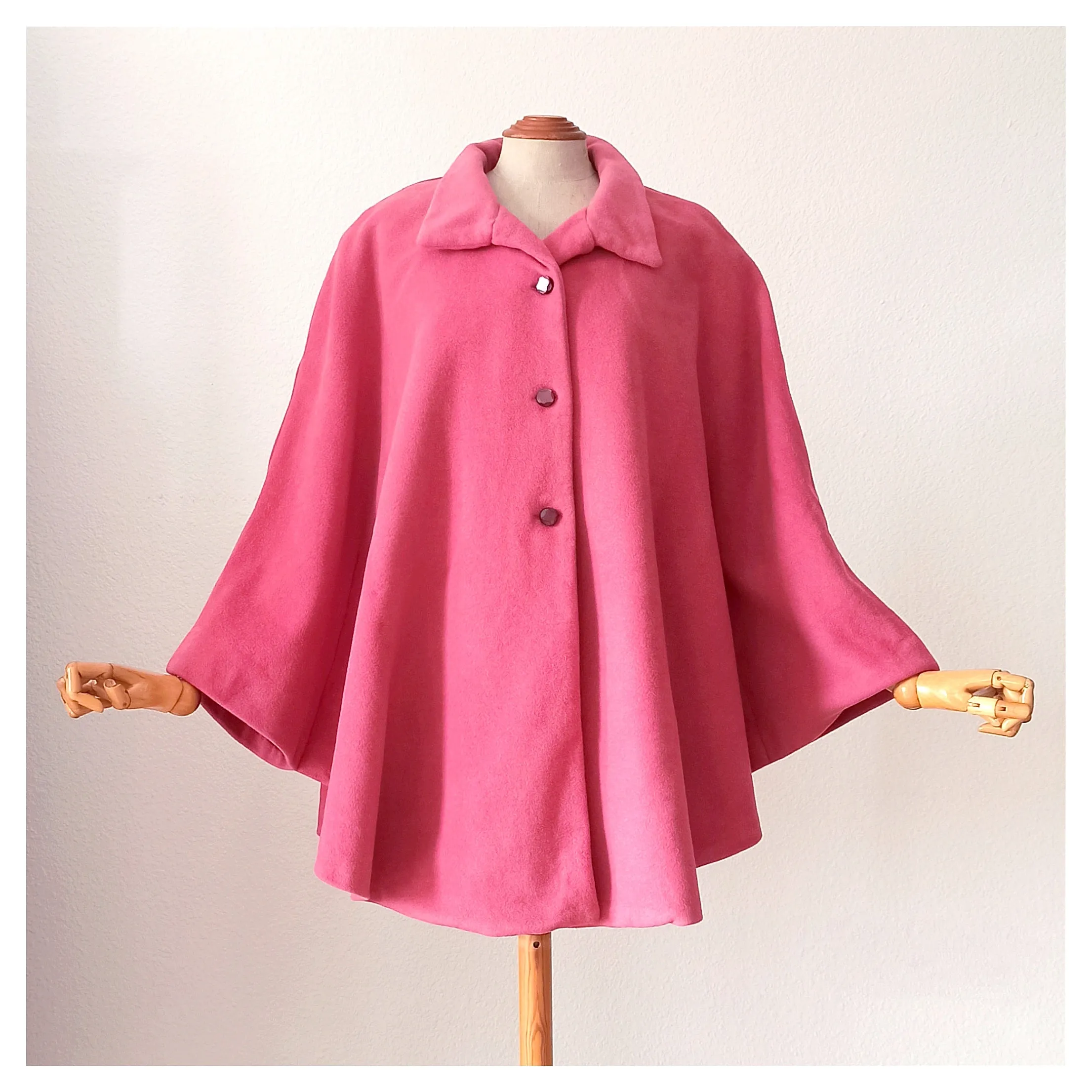 1950s 1960s - Gorgeous Pink Wool Cape