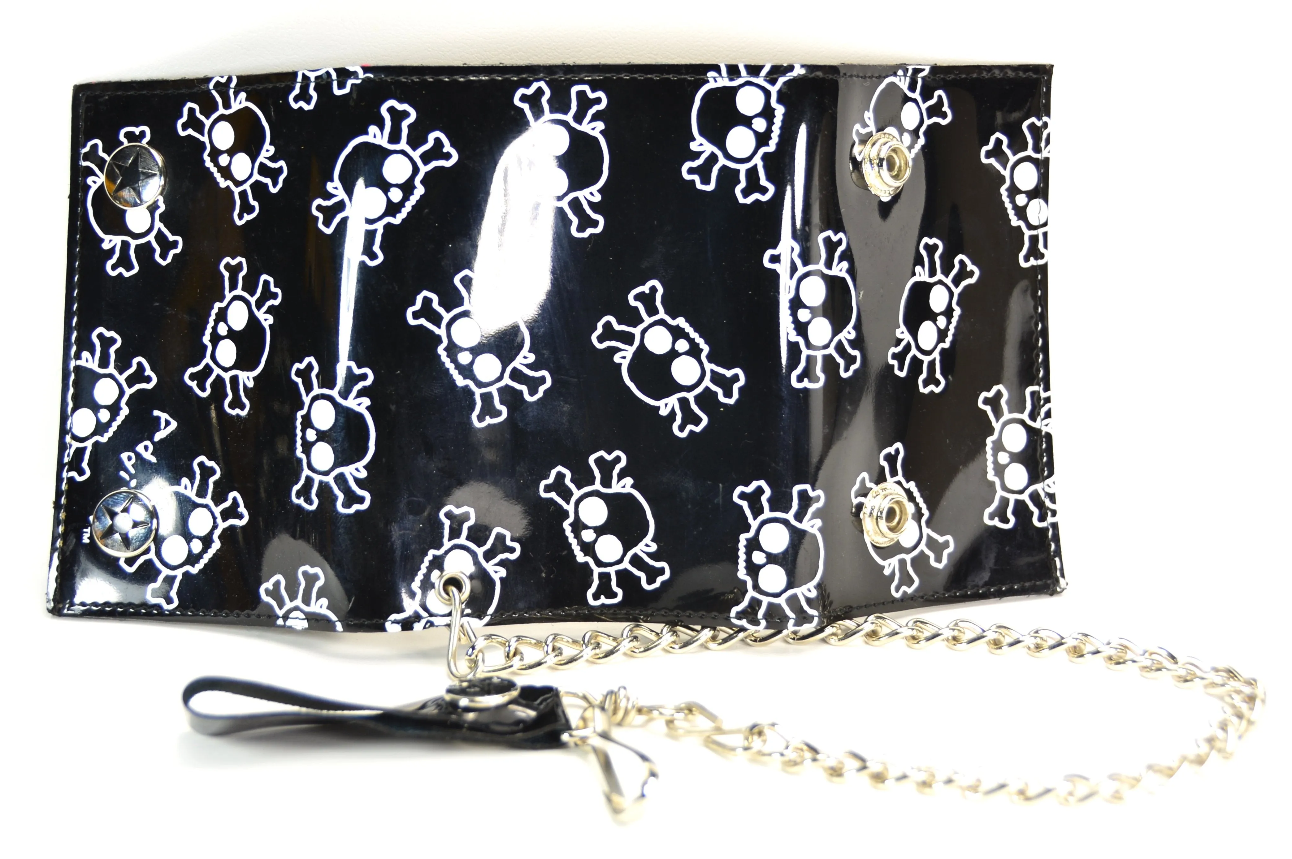 AssortedTri Fold Wallet With Black Skull Prints All Over