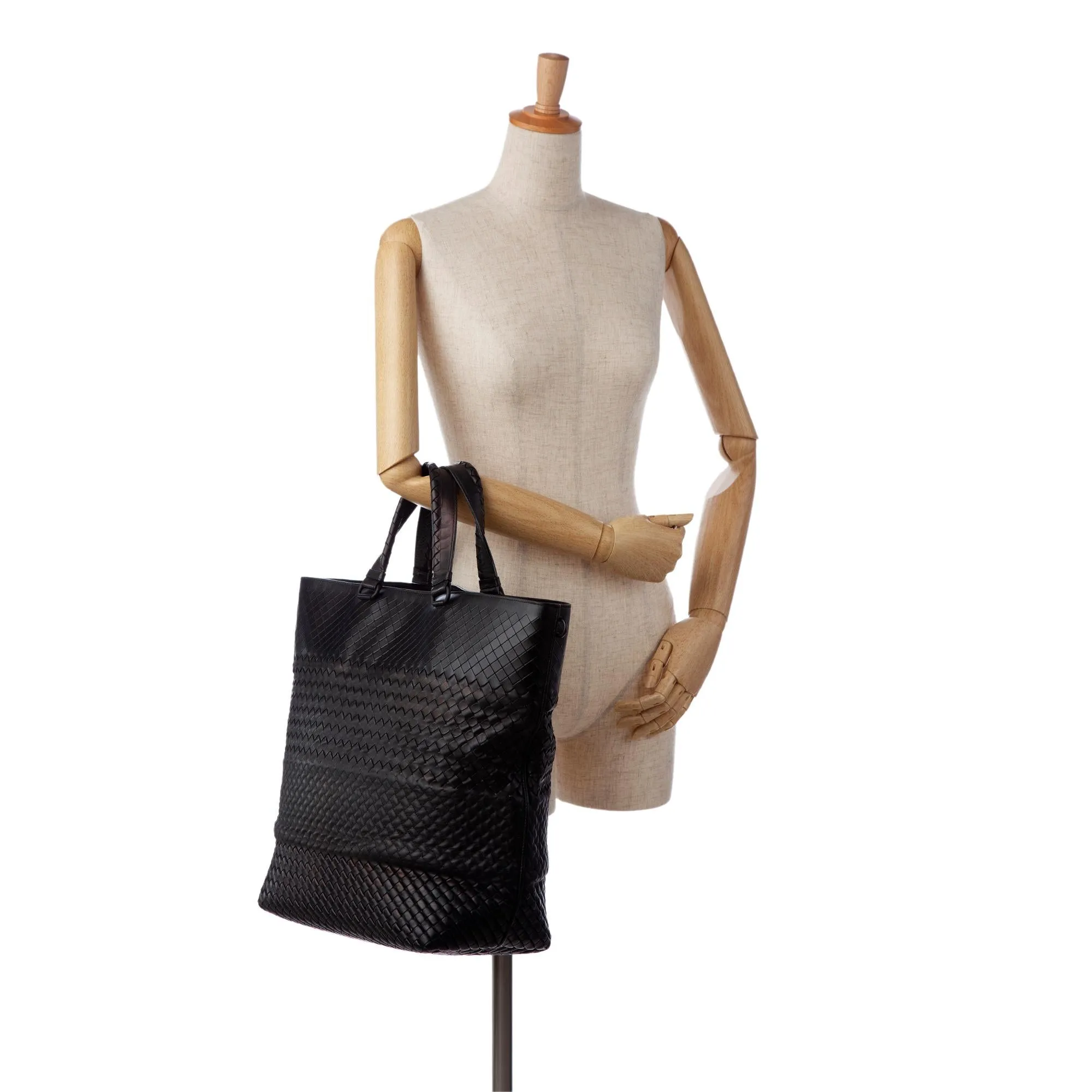 Bottega Veneta Intrecciato Tote (SHG-veO9TD)