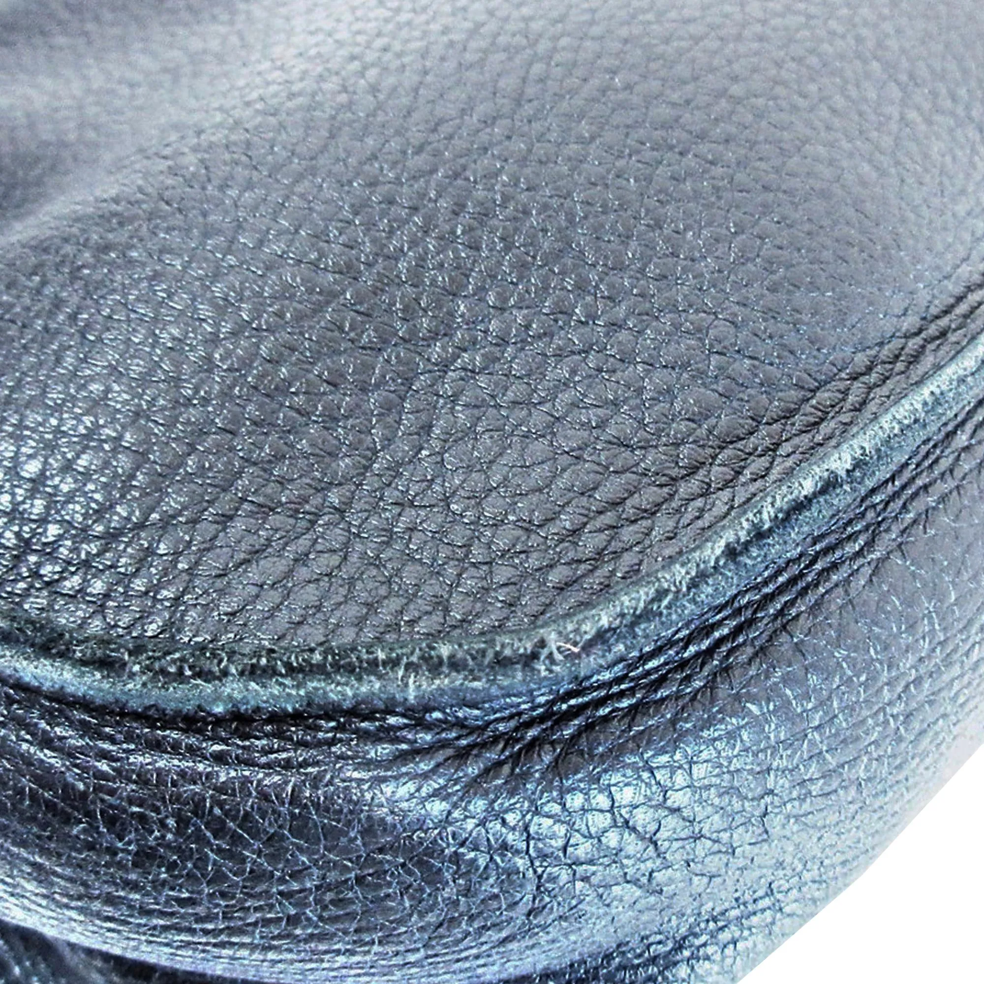 Bottega Veneta Leather Shoulder Bag (SHG-3UqbFl)