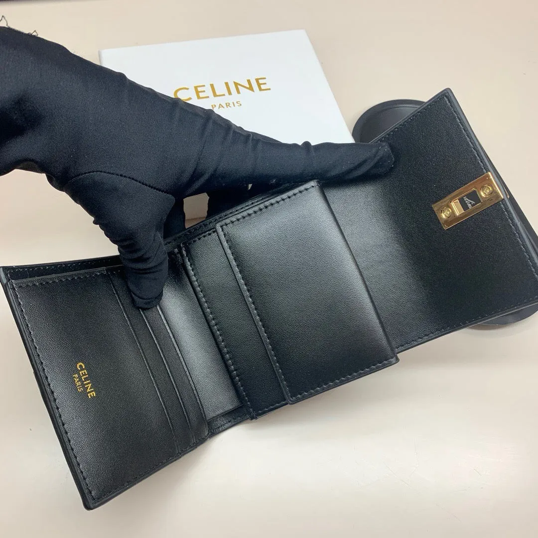 CL129  Small Trifold Wallet 16 in Shiny Calfskin Black / 4 x 4 x 2 IN