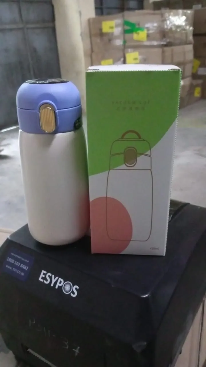 Customize Smart Vacuum Insulated Water Bottle With LED Temperature Display (420 ML)