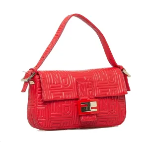 Fendi Embossed Leather Mamma Baguette (SHG-MZAgAO)