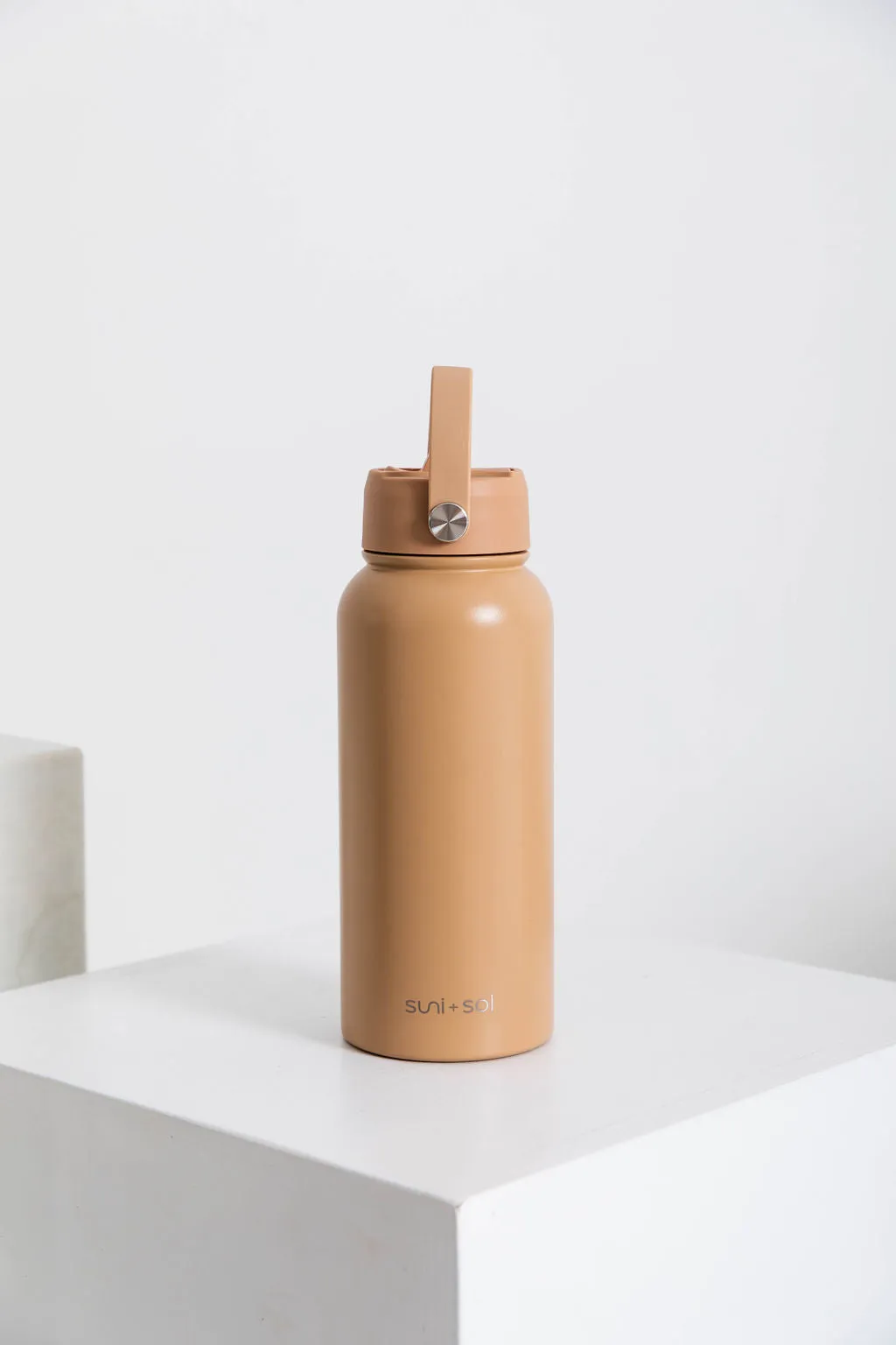 Flynn 1L Water Bottle - Tan - Suni and Sol