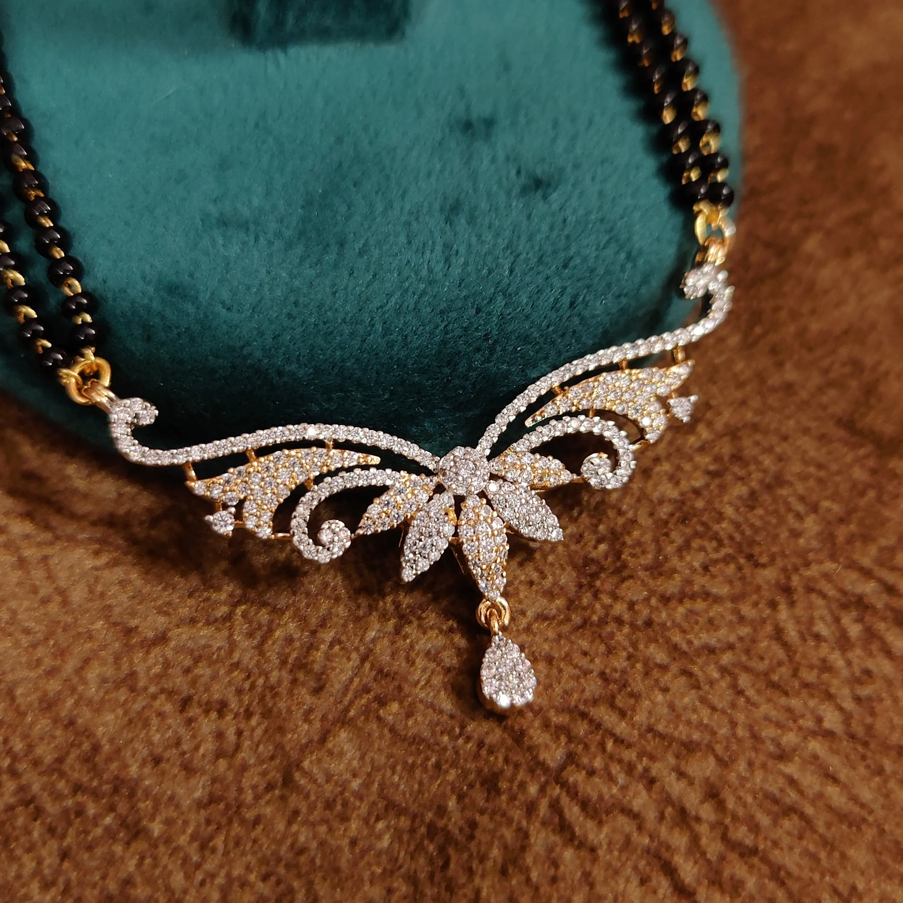 GOLD PLATED DIAMOND LOOK GORGEOUS MANGALSUTRA