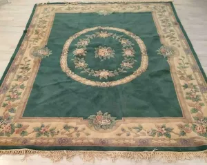 Gorgeous Green Floral Oriental Wool Rug!!