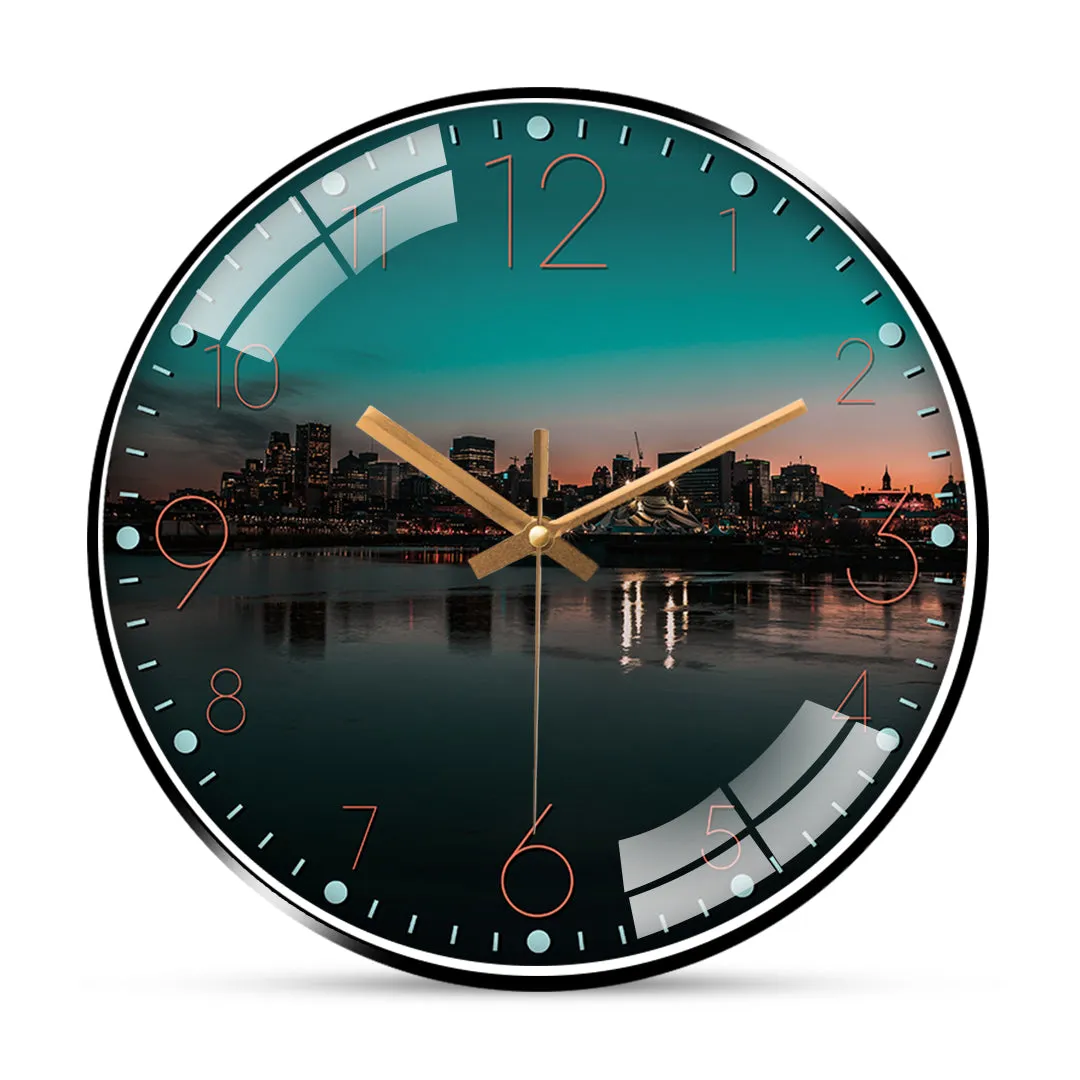 Gorgeous Look Montreal Wall Clock