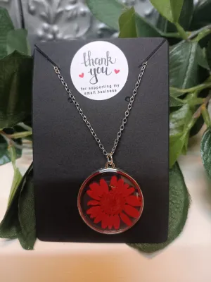 Gorgeous Red Dried Flower Necklace