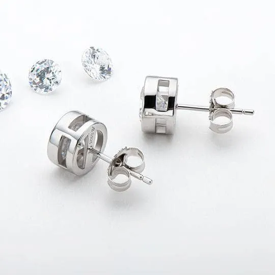 Gorgeous Round Cut Diamond Stud Earrings