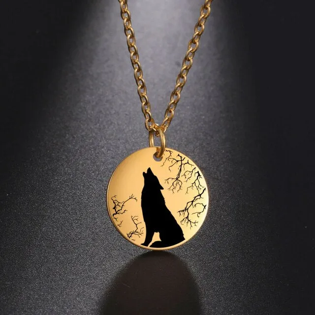 Gorgeous Round Howling Wolf Necklace