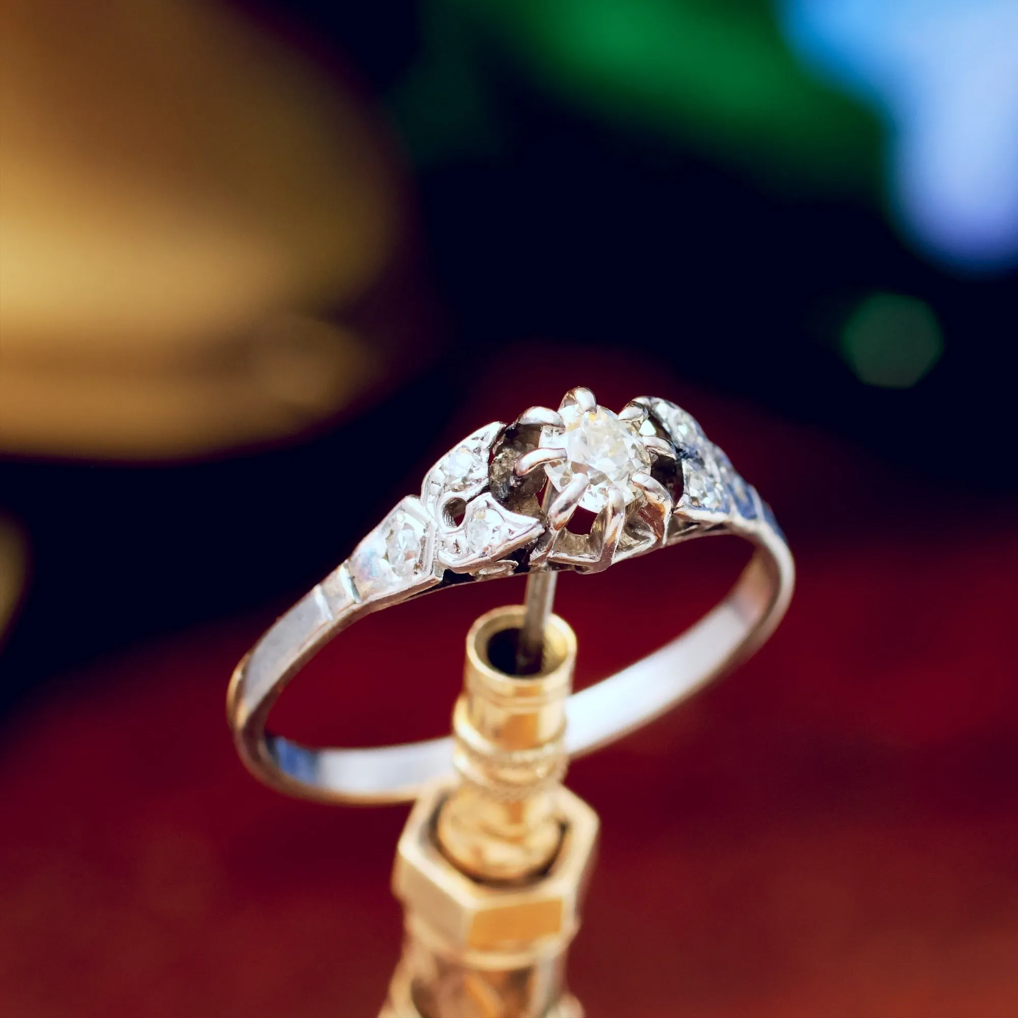 Gorgeous Vintage 1950's Diamond Engagement Ring