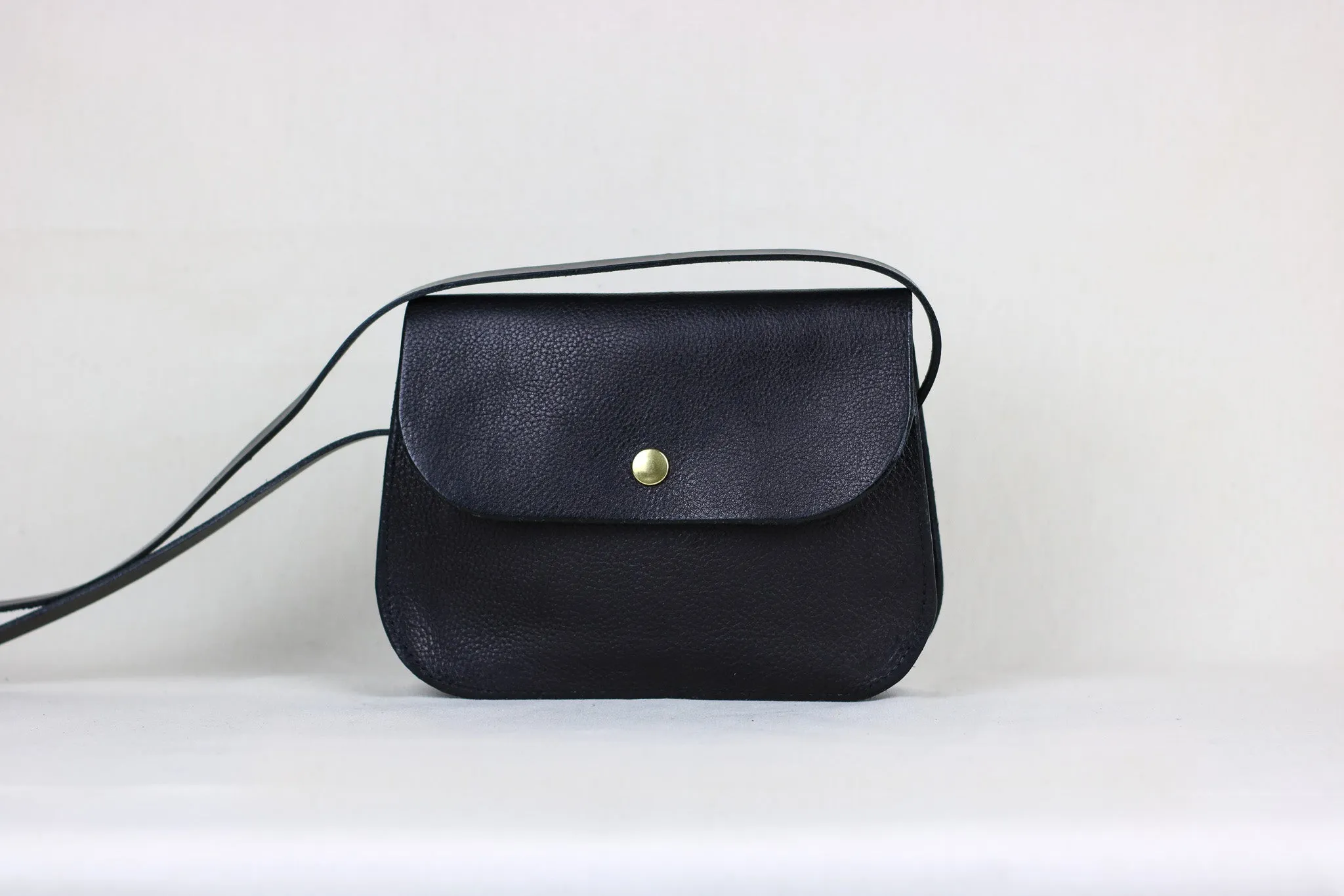 GRACE - Leather Crossbody Bag