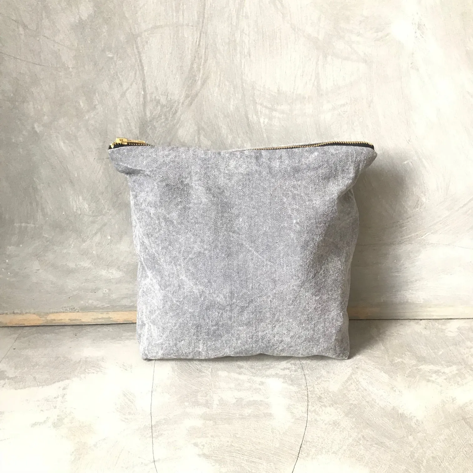 INDAH [beautiful] - big clutch stonewashed