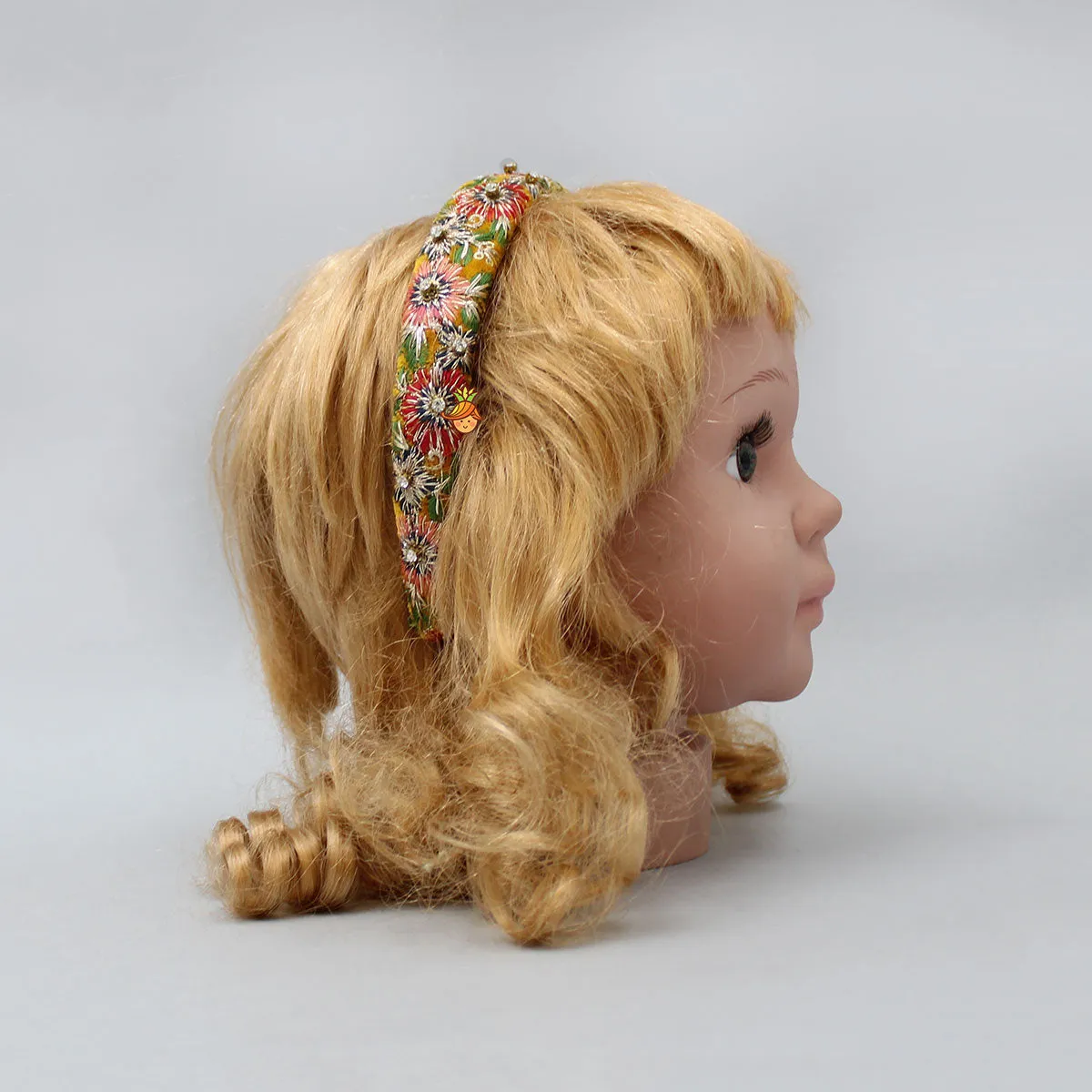 Pre Order: Stunning Thread Embroidered Velvet Hair Band