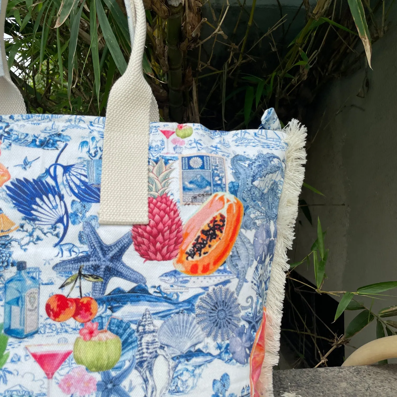 Radiant Ink Garden Beach / Tote Bag