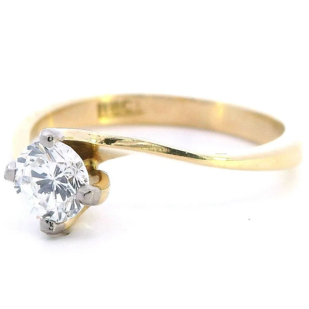 Stunning 18ct Yellow & White Gold Diamond Engagement Ring