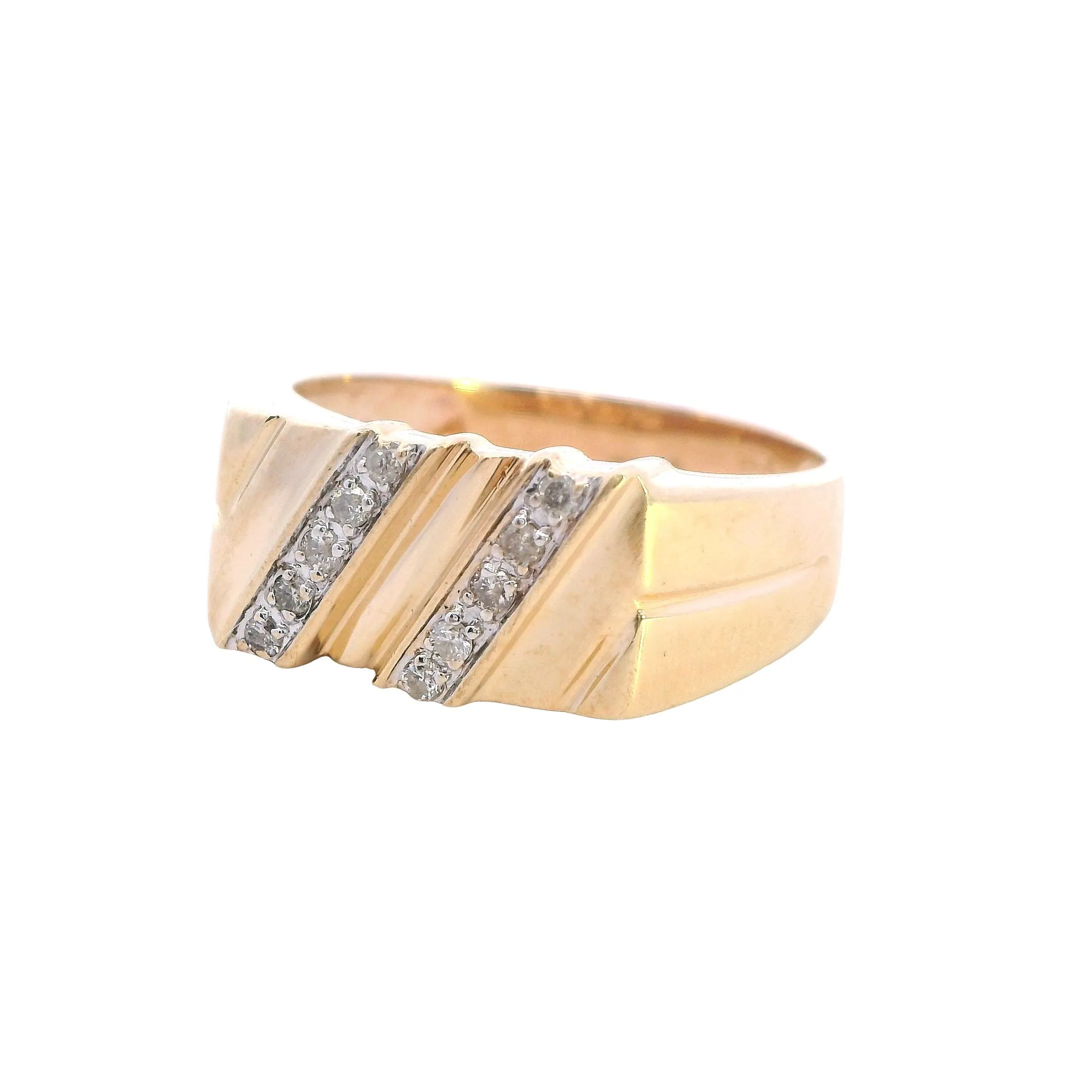 Stunning 9ct Yellow Gold 10 Stone Diamond Ring