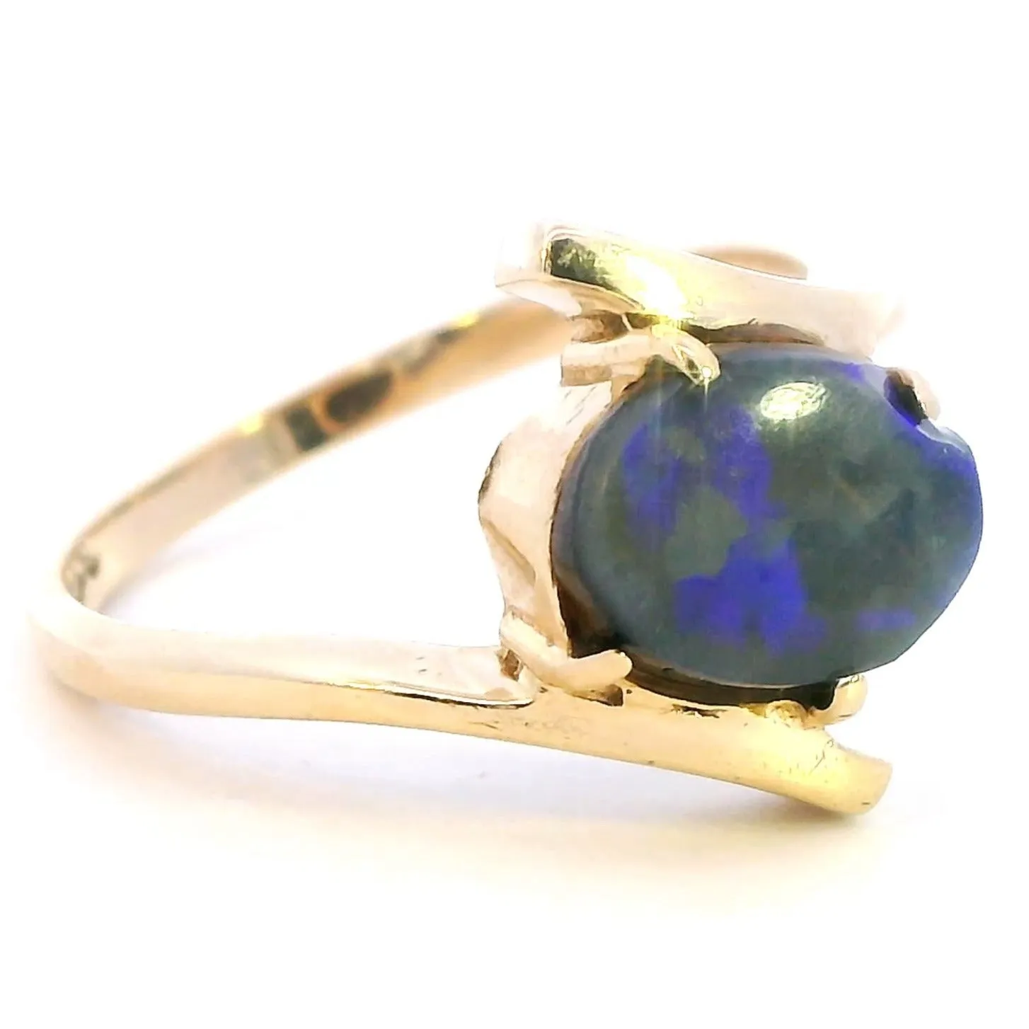 Stunning Handmade 9ct Yellow Gold Opal Ring