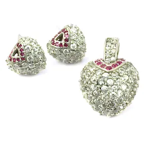 Stunning Heart-Shaped Cubic Zirconia Gemstone Silver Pendant Set