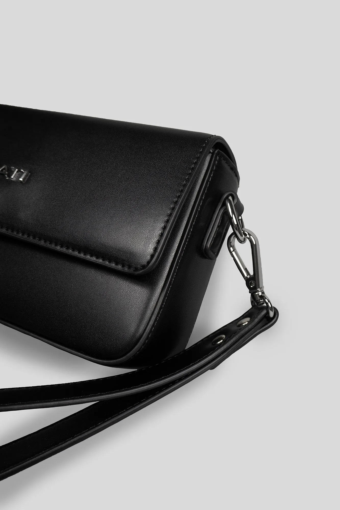 Vegan Leather Bag — Black